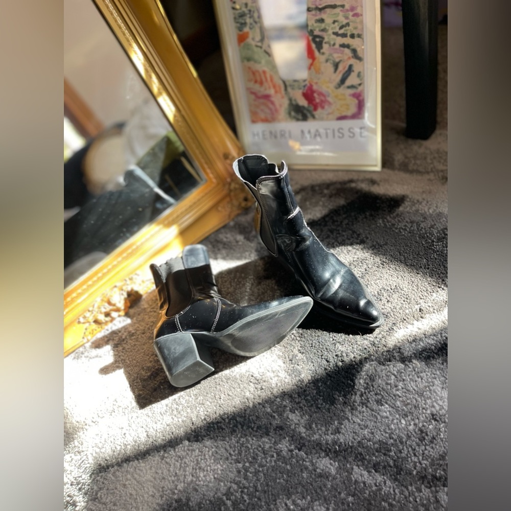 Black Chelsea Boot